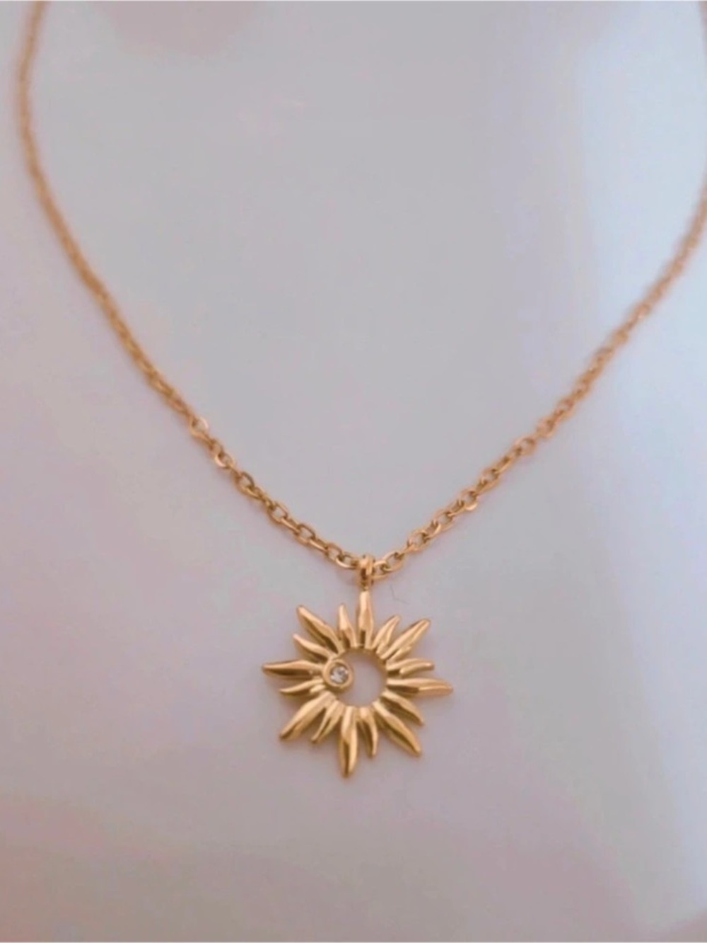 18K Gold Plated Stainless Steel Sunburst Celestial Pendant Necklace - Picture 2 of 3